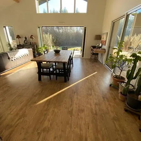 Neuve 120 M2 A Casa vacanze *