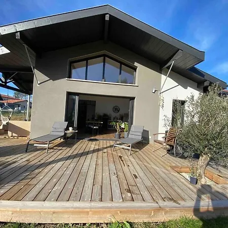 Neuve 120 M2 A Casa vacanze *